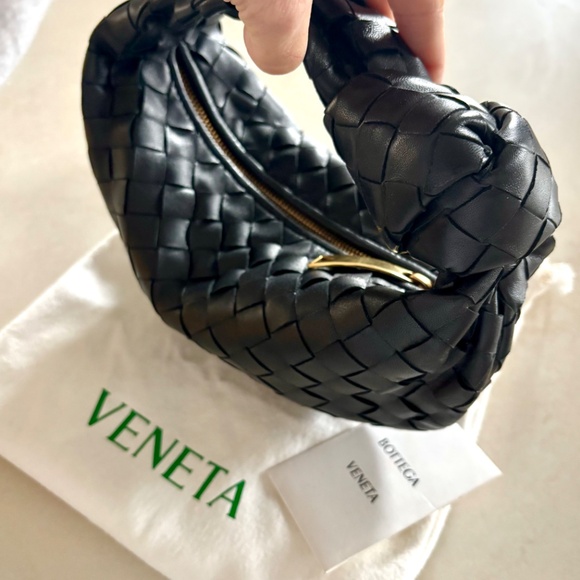*SOLD* BOTTEGA VENETA Mini Jodie with dust bag and purchase tags from Ssense - Picture 3 of 16
